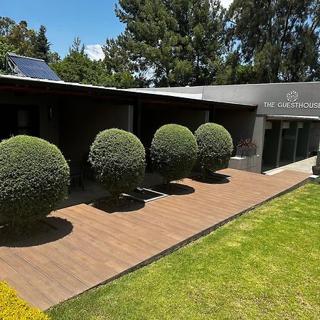 The Guesthouse 6 On Vrede Johannesburg Exterior photo