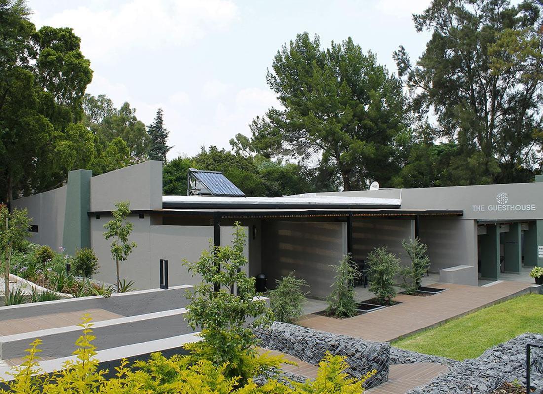 The Guesthouse 6 On Vrede Johannesburg Exterior photo