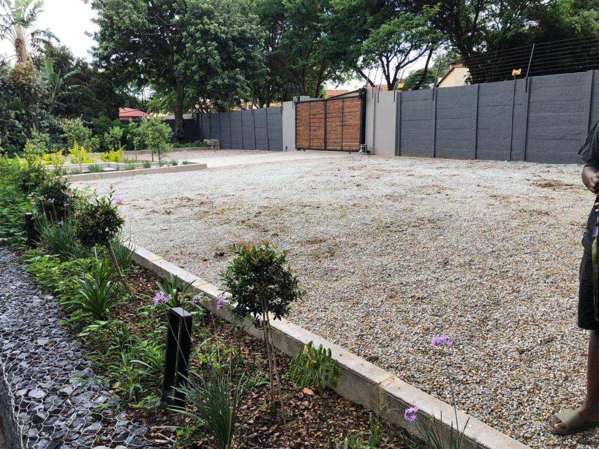 The Guesthouse 6 On Vrede Johannesburg Exterior photo