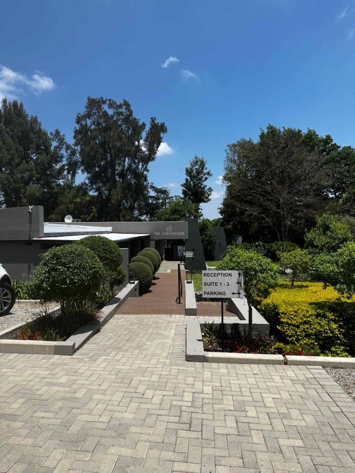 The Guesthouse 6 On Vrede Johannesburg Exterior photo