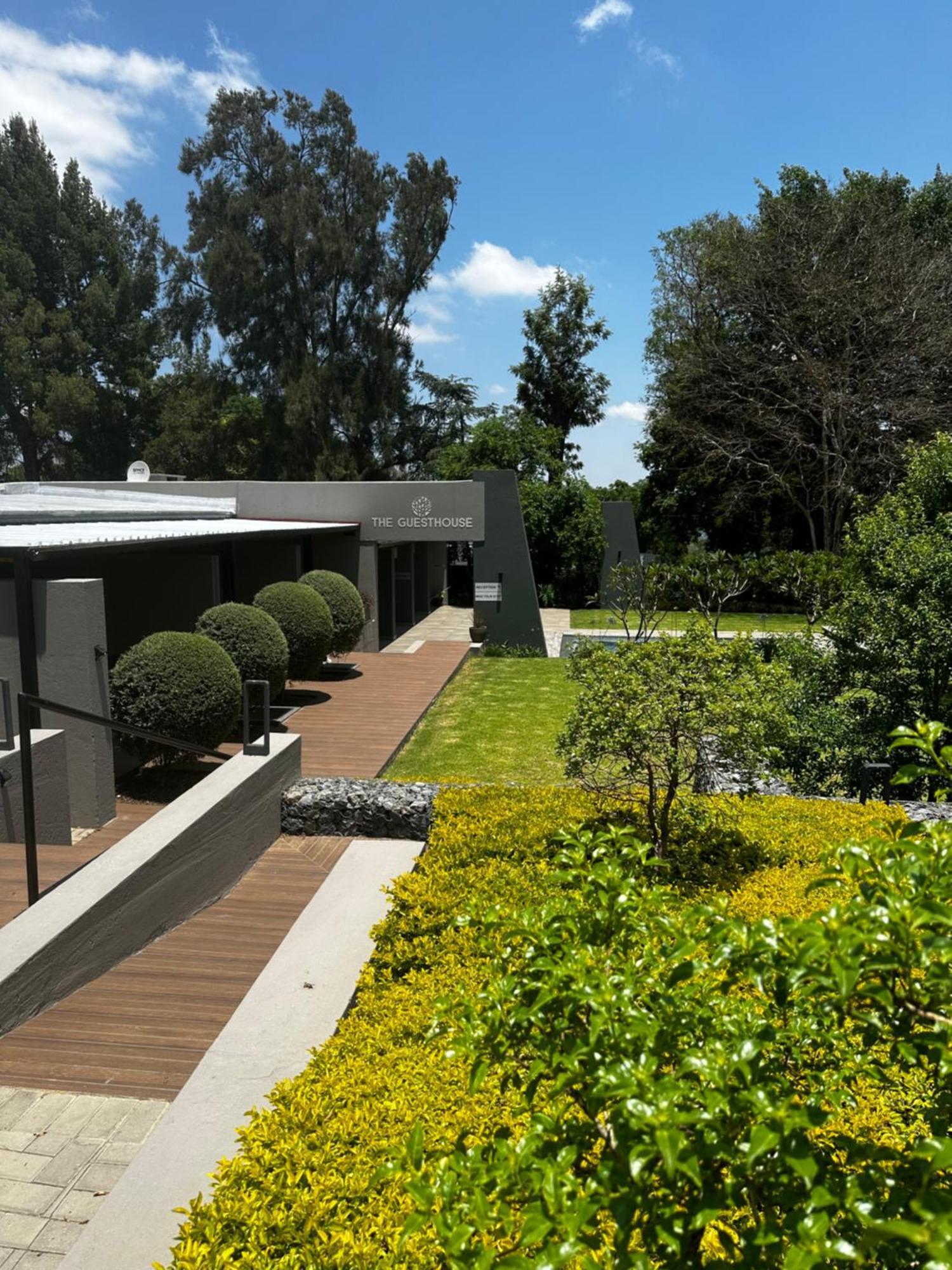 The Guesthouse 6 On Vrede Johannesburg Exterior photo